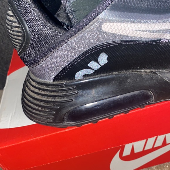 Nike Air Max 2090
Men's Shoe
Size 13
Style BV9977-001 - Picture 6 of 11